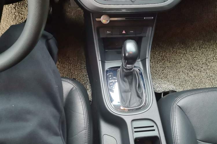 Used Roewe 360 2017 1.5L Automatic Luxury Edition
