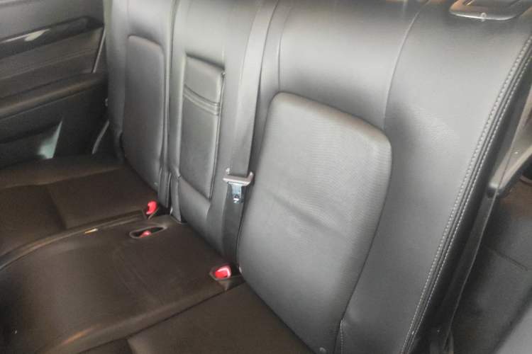 Used Chevrolet Captiva 2014 2.4L 4x4 Flagship Edition 7 Seats