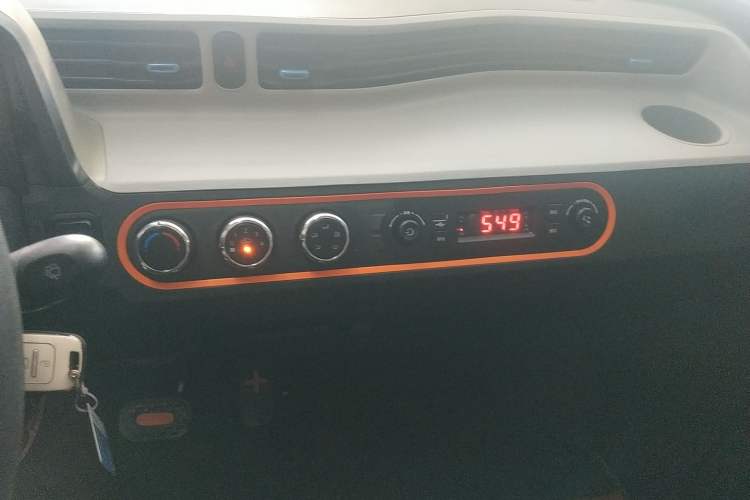 Used Wuling Hongguang MINIEV 2022 Easy Version Lithium Iron Phosphate
