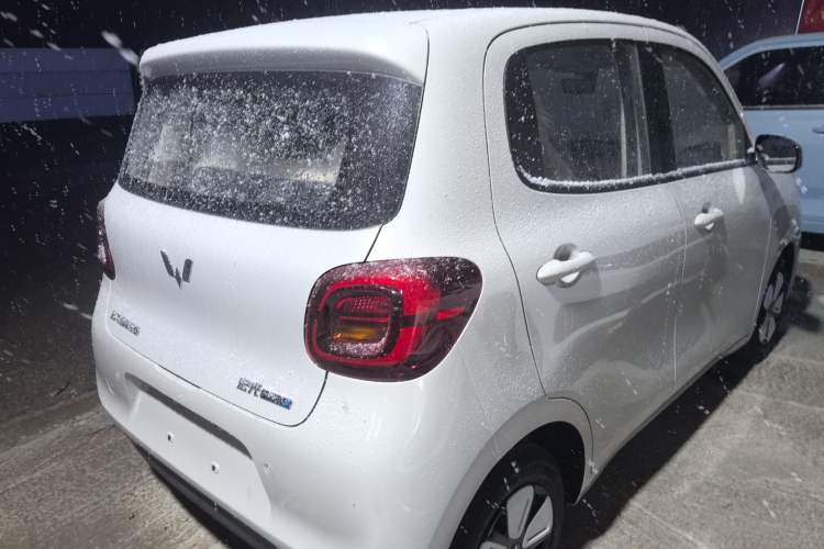 Used Wuling Hongguang MINIEV 2025 Four-Door Version Advanced Edition
