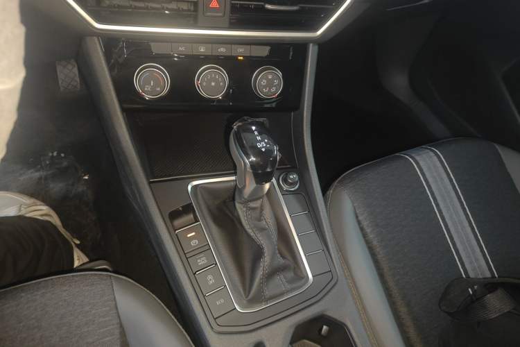 Used Volkswagen Sagitar 2025 Facelift 200TSI DSG Flyover Edition