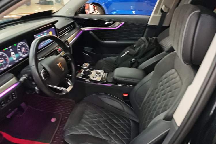 Used Hongqi HS5 2019 2.0T Smart Connect Flagship All-Wheel-Drive Version
