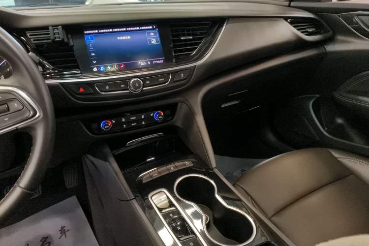 Used Buick Regal 2024 25T Deluxe Edition
