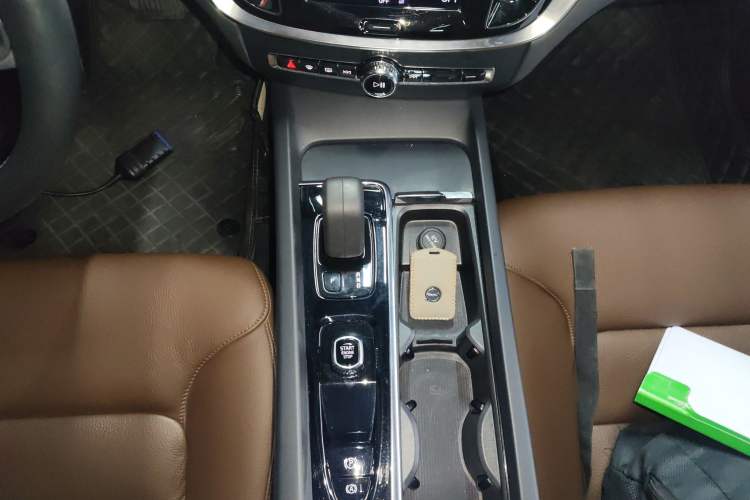 Used Volvo S60 2022 B4 Zhiyi Luxury Edition