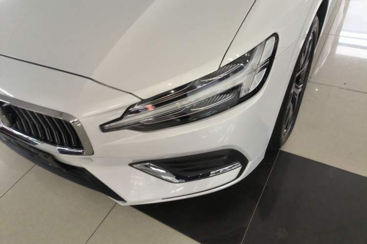 Used Volvo S60 2025 B4 Zhiyi Luxury Edition
