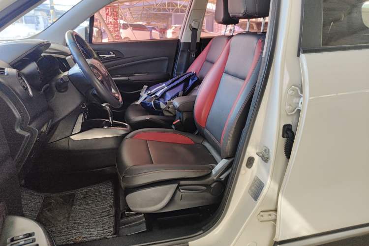 Used Changan CS15 2017 1.5L Automatic Luxury Model with Sunroof
