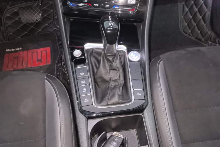 Used Volkswagen Sagitar 2019 280TSI DSG Luxury Version China V Standard