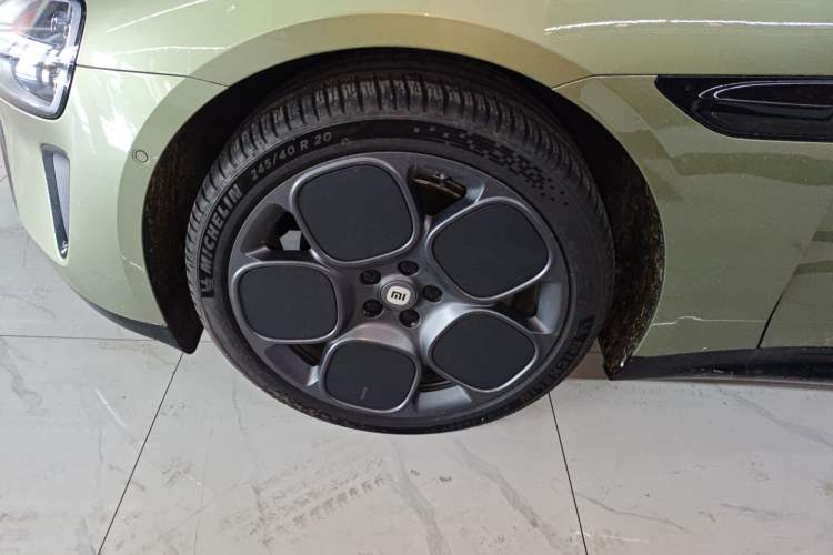 Used  SU7 2024 Rear-Drive Ultra-Long Range Advanced Pro-Level Intelligent Driving Version
