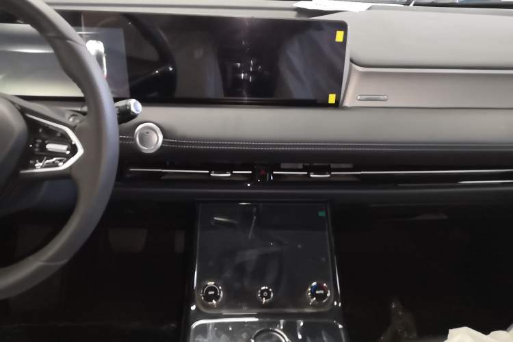 Used NETA U 2023 Neta U-Ⅱ 500 U Show Edition – Lithium Iron Phosphate