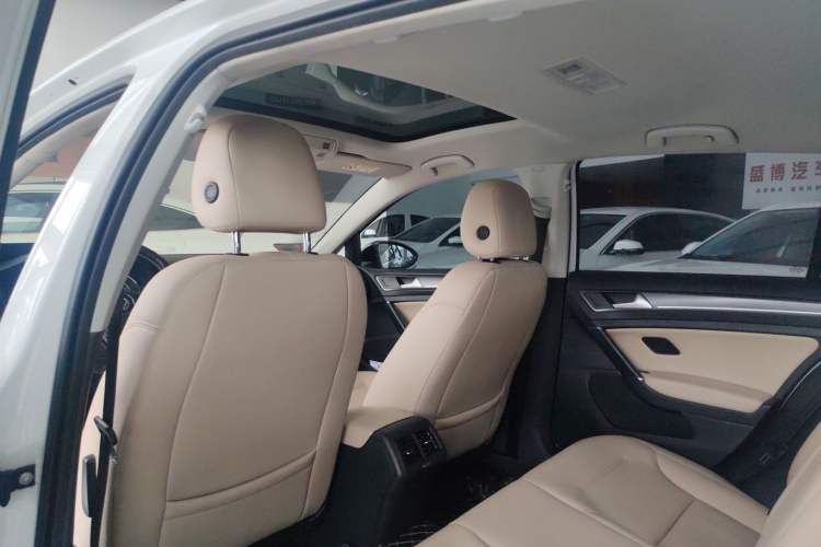 Used Volkswagen Golf 2017 230TSI Automatic Comfort Edition – Celebrating Milestone of One Million Units
