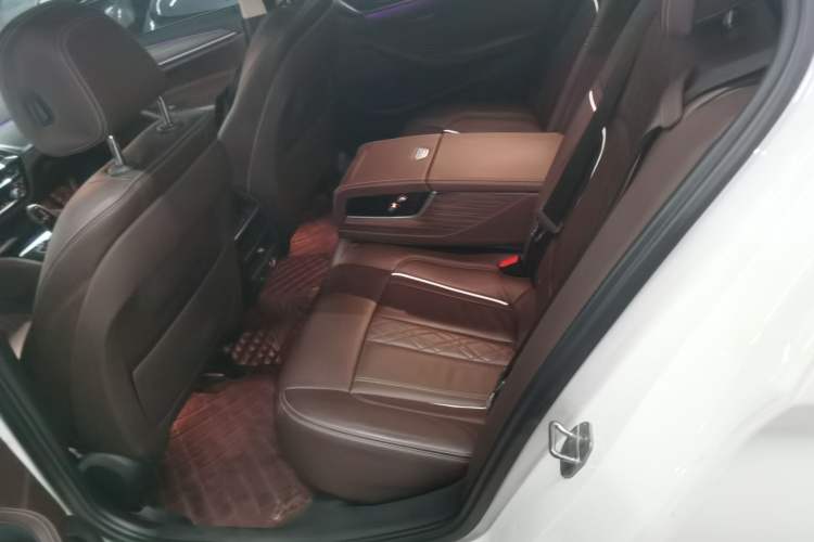 Used BMW 5 Series 2018 530Li Leading Edition Luxury Package
