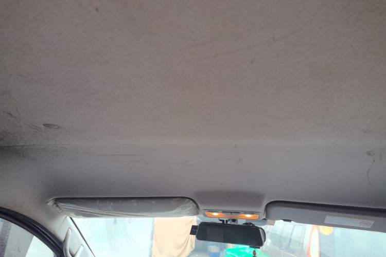 Used JAC Refine M3 2022 PLUS 1.8L 7-seater Standard Model