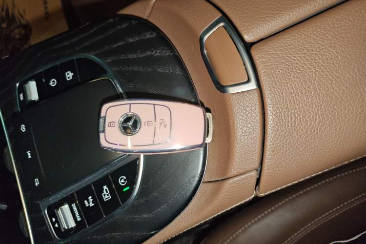 Used Mercedes-Benz E-Class 2020 Restyled E 300 L Sport Exclusive Edition
