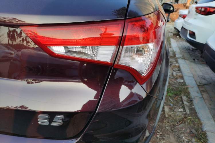 Used Haima S5 2016 1.5T CVT Enjoyment Edition
