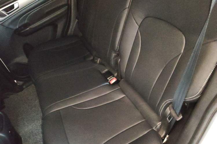 Used Haval M6 2021 PLUS 1.5T DCT Elite Smart Connectivity Model
