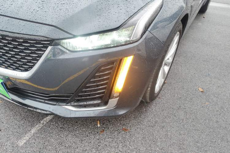 Used Cadillac CT5 2021 28T Luxury Version
