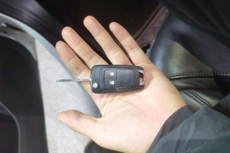 Used Buick Excelle GX 2019 18T Automatic Connected Elite Model China VI Standard