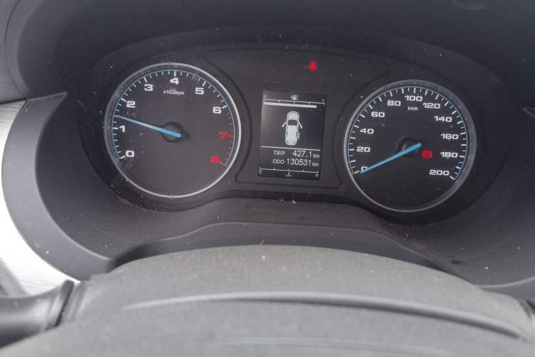 Used JAC Refine M3 2022 PLUS 1.8L 7-seater Standard Model