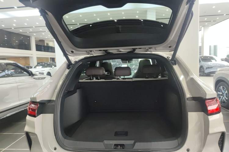 Used BYD Song PLUS New Energy 2025 DM-i Smart Drive 112KM Prestige Model