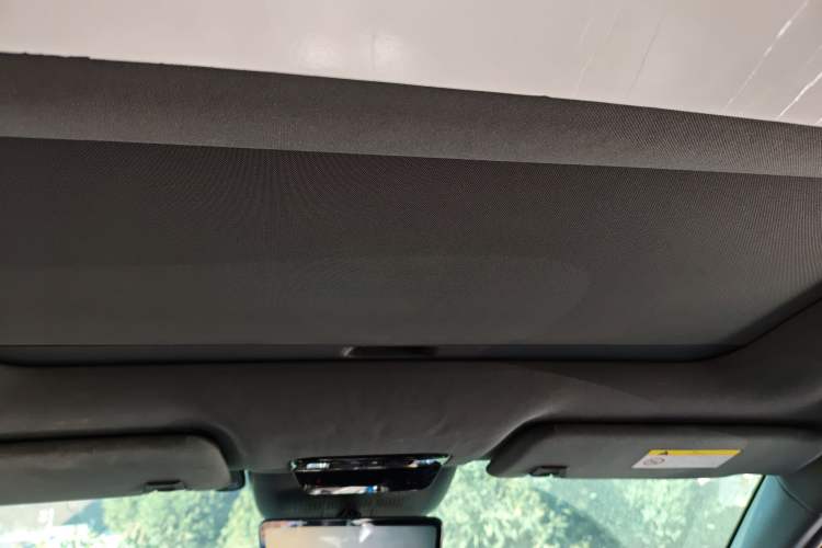 Used  eπ008 2024 210Max Range-Extended Version 6 Seats