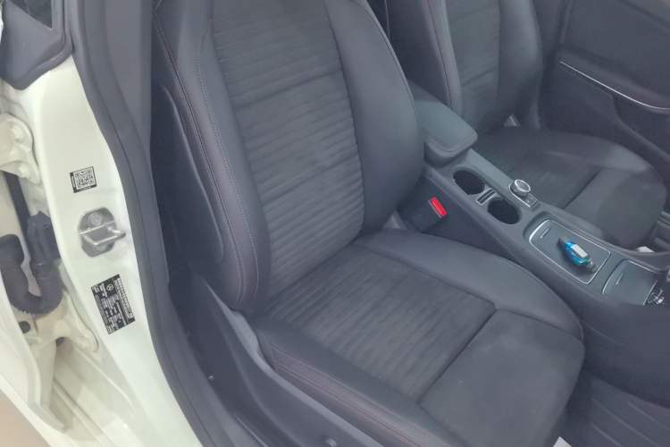 Used Mercedes-Benz CLA 2017 Refreshed CLA 220 4MATIC
