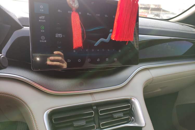 Used BYD Song PLUS New Energy 2021 EV Flagship Model
