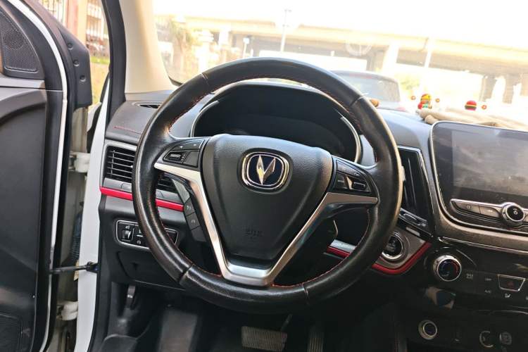 Used Changan CS55 2018 1.5T Automatic Colorful Edition China V Standard
