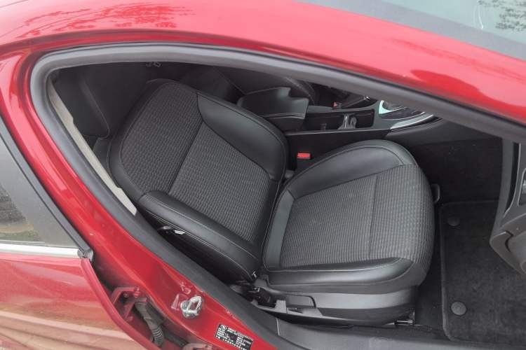 Used Buick Regal 2015 1.6T Leading Technology Model
