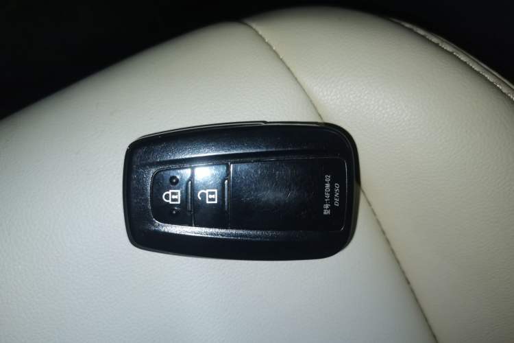 Used Toyota RAV4 2020 Dual-Engine 2.5L E-CVT Four-Wheel Drive Elite Edition
