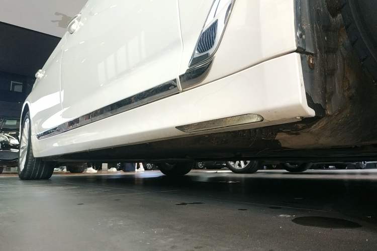 Used BMW 5 Series New Energy 2020 Mileage Upgrade Version 530Le Luxury Package
