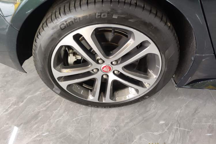 Used Jaguar XEL 2024 2.0T 250 PS R-DYNAMIC S Advanced Sport Edition
