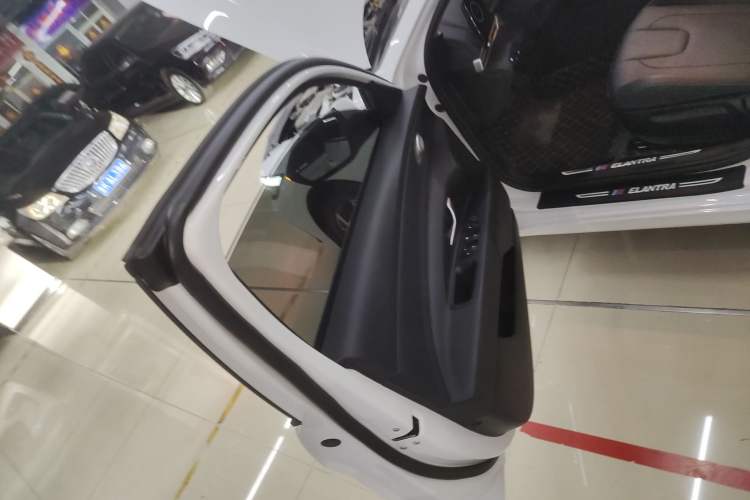 Used Hyundai Elantra 2023 1.5L CVT GLX Elite Edition
