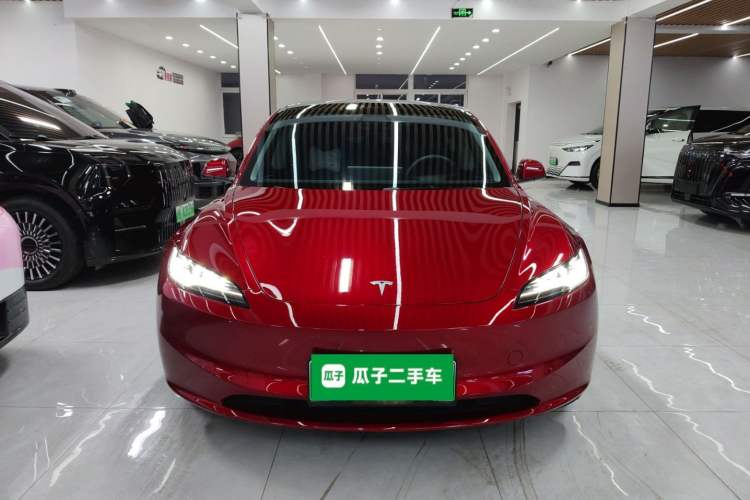Used Tesla Model 3 2023 Long-Range All-Wheel-Drive Version
