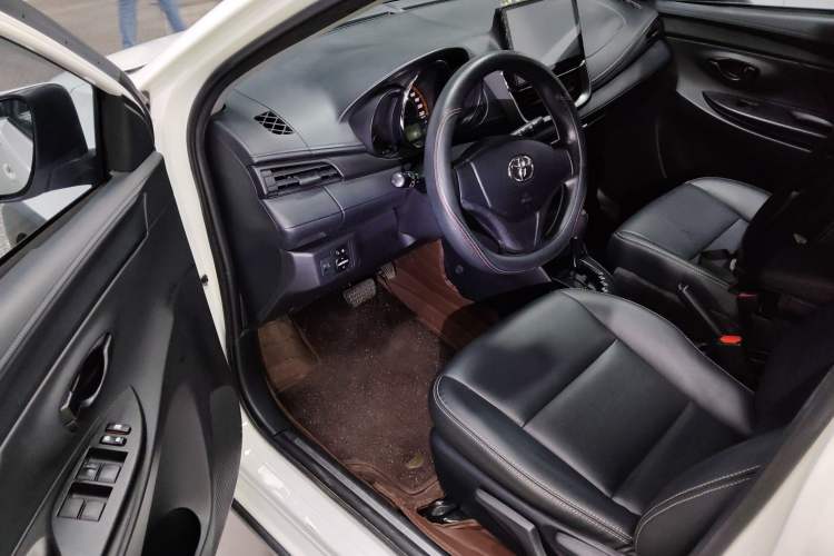 Used Toyota YARiS L 2021 X-Trail 1.5L CVT Leading Edition
