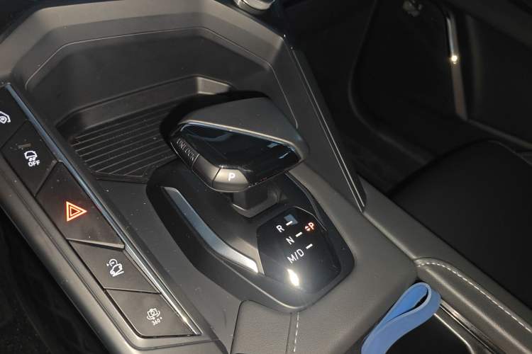 Used Lynk & Co 06 2023 Remix 1.5T JinPro
