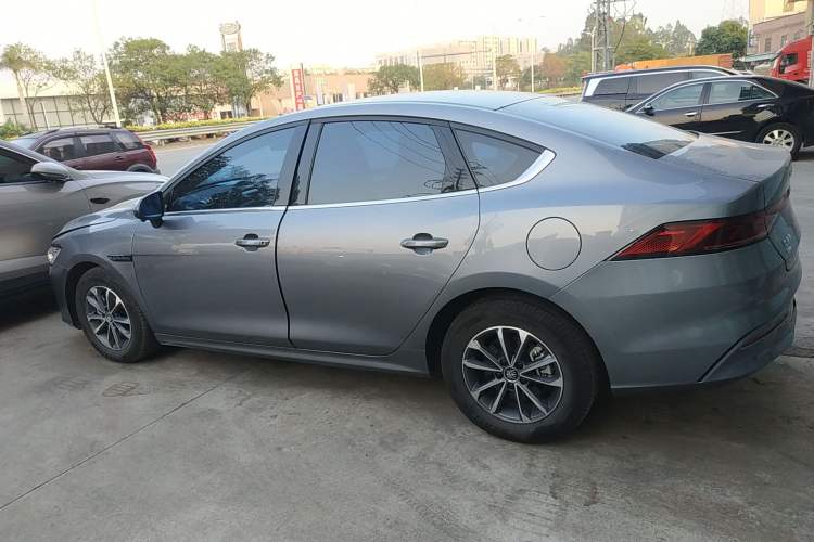 Used BYD Qin PLUS 2024 HONOR Edition DM-i 55KM Leading Model
