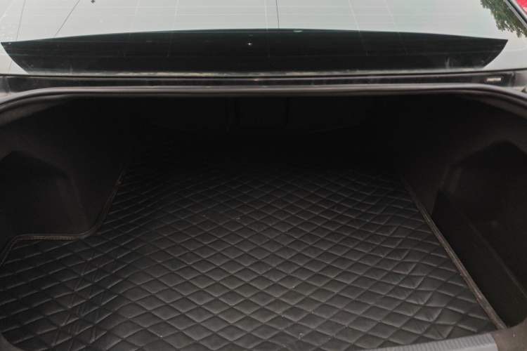 Used Volkswagen Magotan 2015 Revised Version 2.0 TSI Luxury Edition