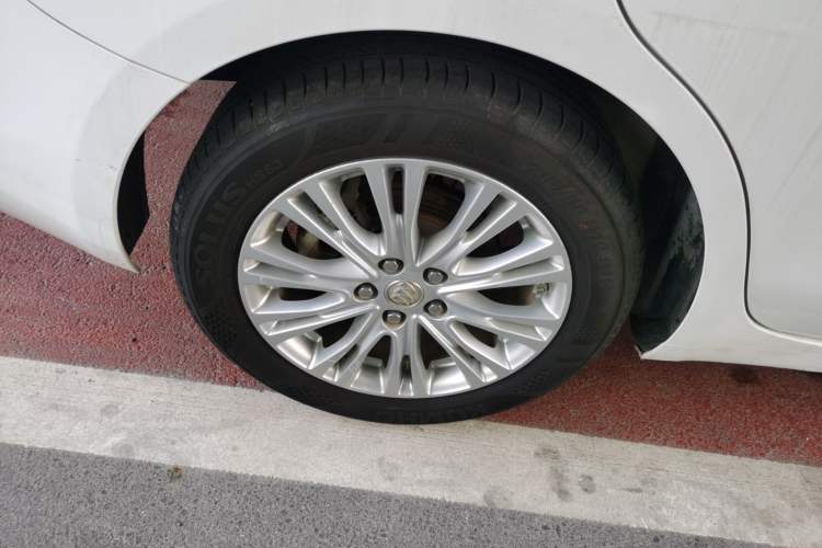 Used Buick GT 2017 15N Automatic Elite Version