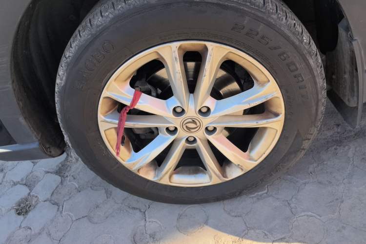 Used Dongfeng Fengon 580 2021 Revised ☆ Star Edition 1.8L Manual Elite Version
