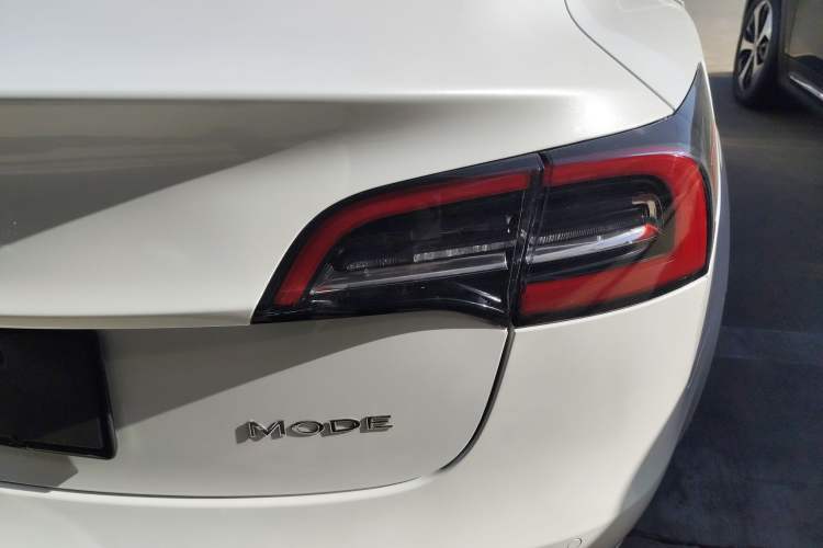 Used Tesla Model 3 2019 Standard Range Rear-Drive Upgraded Version
