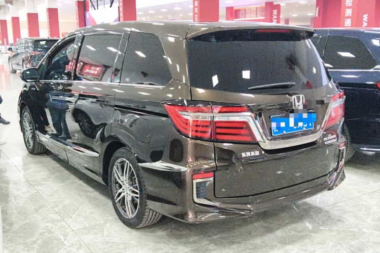 Used Honda Elysion 2019 2.0L Hybrid Supreme Edition
