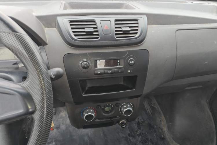 Used Dongfeng Xiaokang C31 2022 1.6L C31S LV0 SFG16
