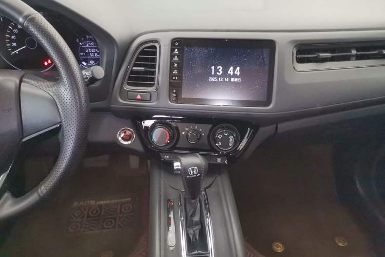 Used Honda Vezel 2020 1.5L CVT Luxury Edition
