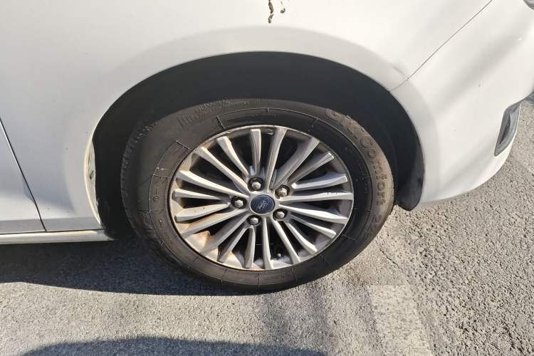 Used Ford Escort 2015 1.5L Automatic Comfort Model