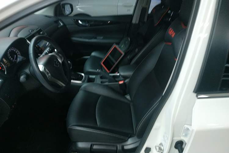 Used Nissan Tiida 2023 1.6L CVT Smart Drive Version
