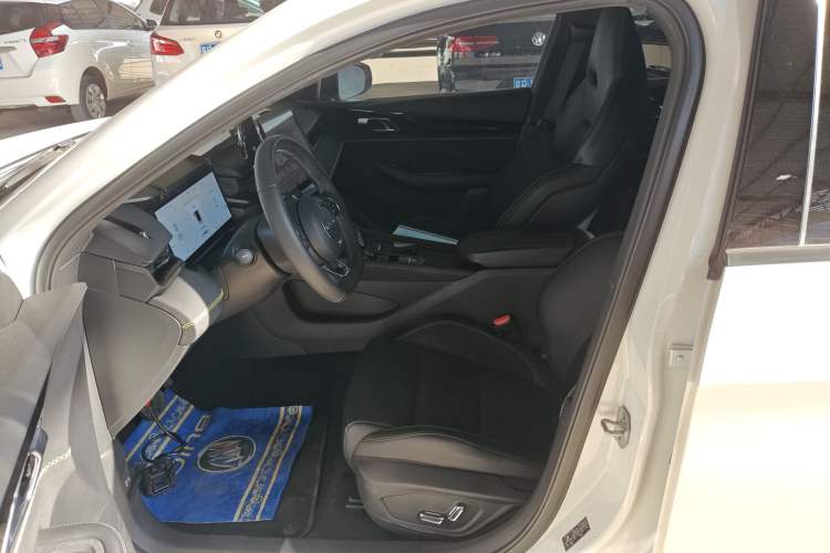 Used Lynk & Co 03 2023 1.5T EM-F PM
