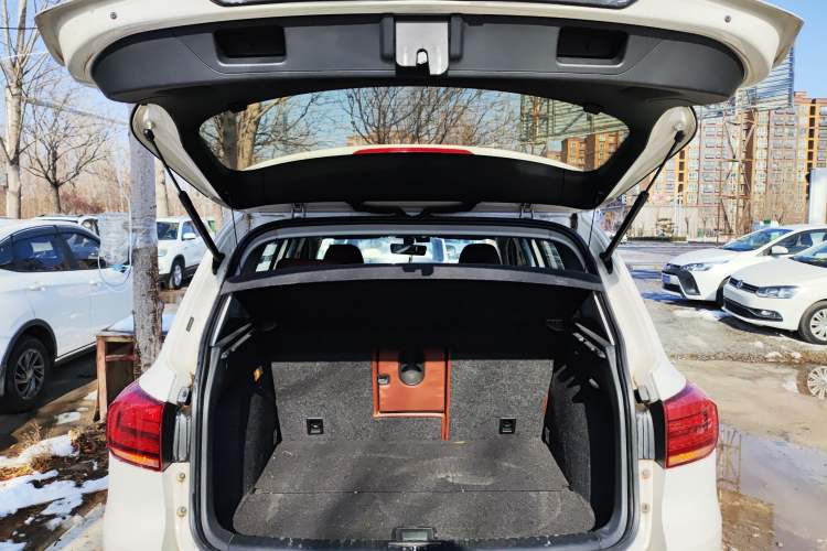 Used Volkswagen Tiguan 2015 1.8TSI Automatic Two-Wheel Drive Comfort Edition
