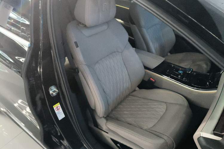 Used BYD Han 2024 DM-i Glory Edition 121KM Prestige Model