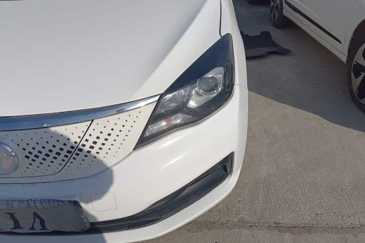 Used Dongfeng Aeolus E70 2023 500 Smart Edition Lithium Iron Phosphate 48.6 kWh 120 kW