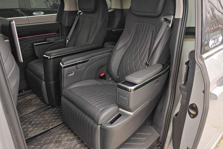 Used SAIC MAXUS G90 2022 2.0T Interstellar Flagship Edition
